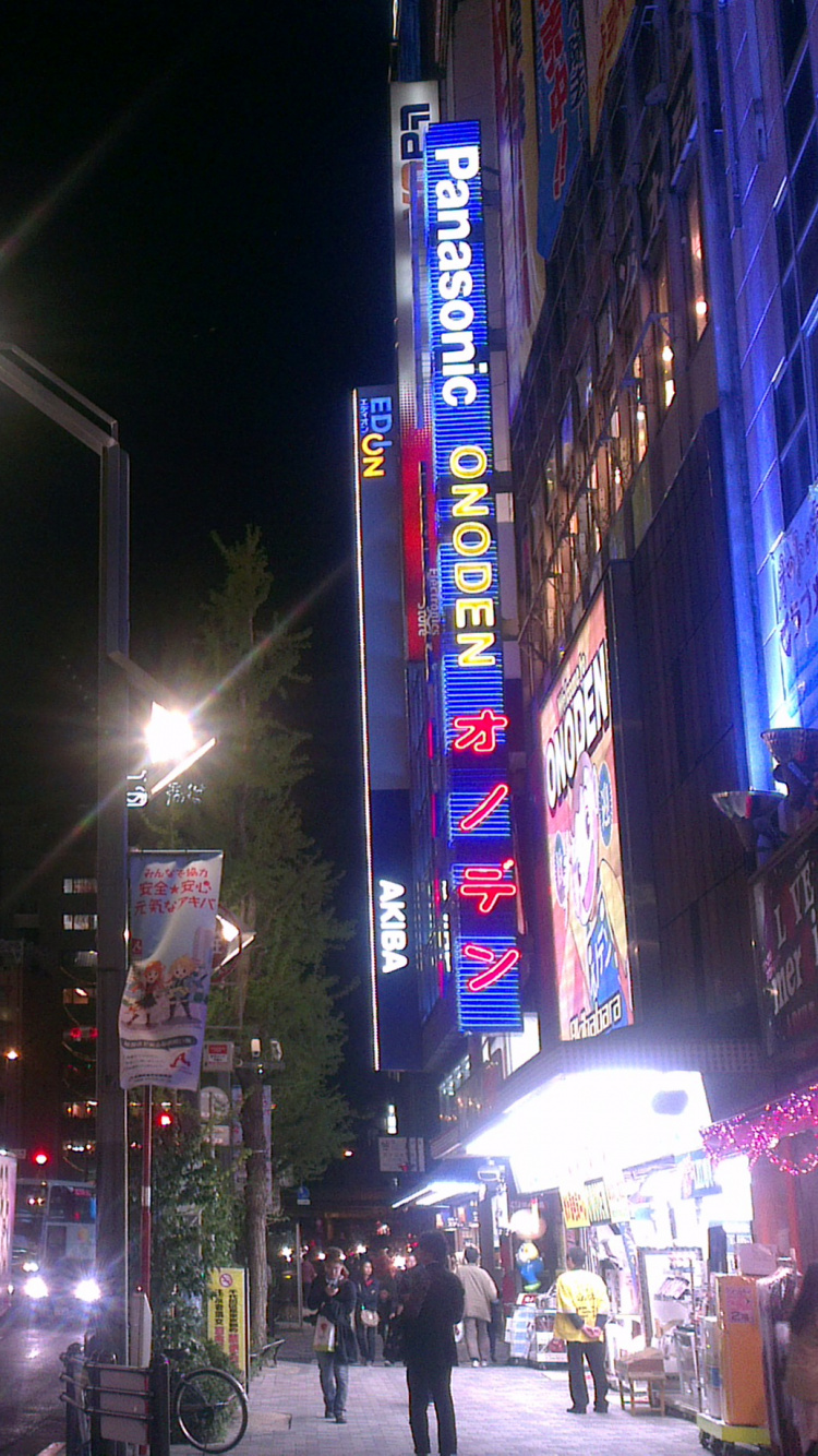 Обои Акихабара, отаку, аниме, метрополия, ночь в разрешении 750x1334