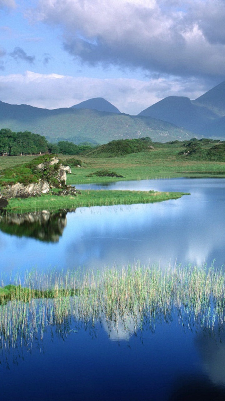 Обои природа, гидроресурсы, отражение, озеро, нагорье в разрешении 720x1280