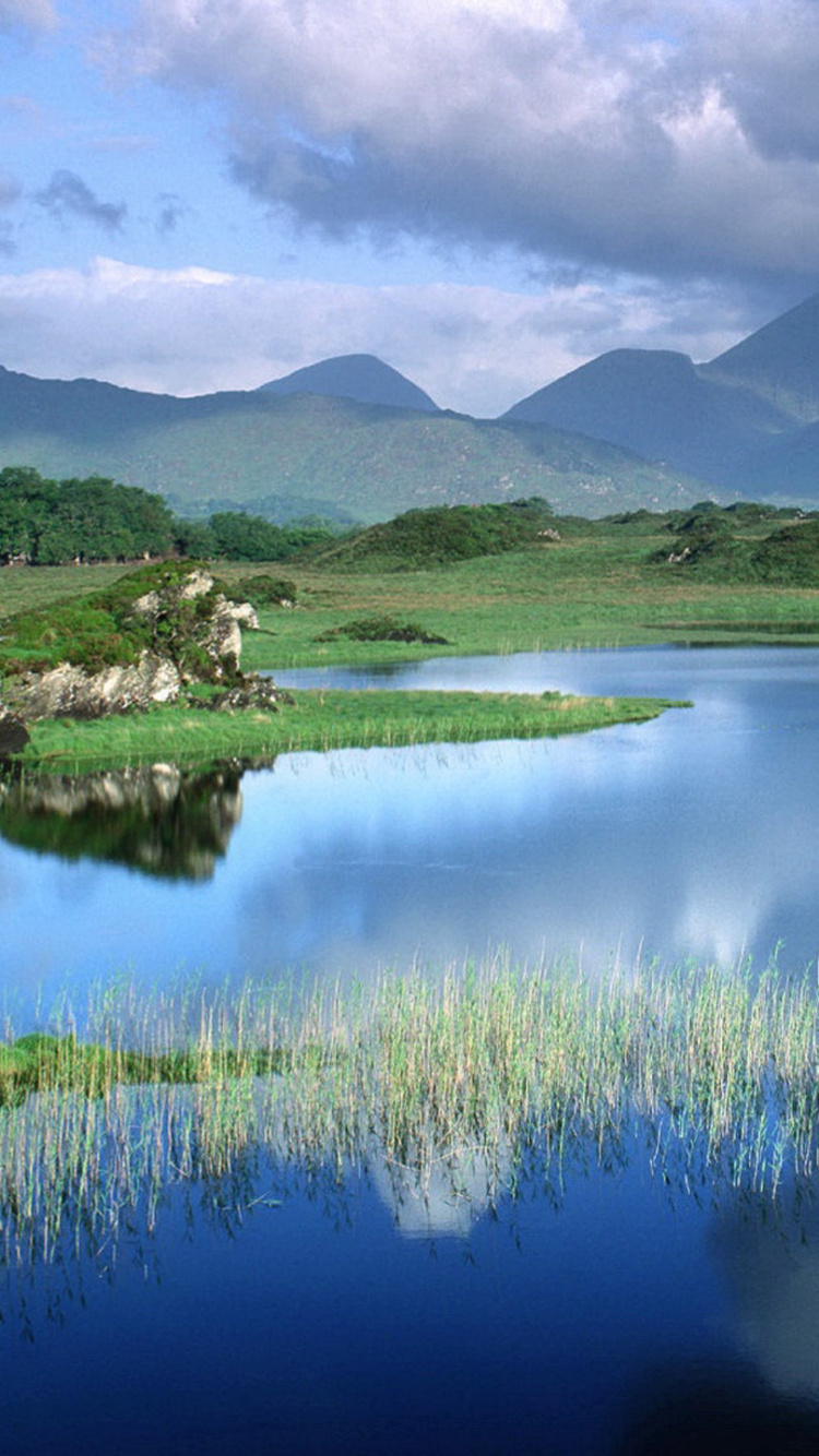 Обои природа, гидроресурсы, отражение, озеро, нагорье в разрешении 750x1334