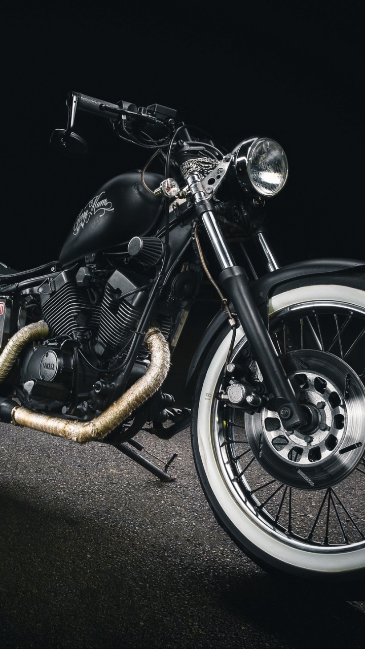 Обои мотоцикл, Чоппер, крейсер, автомобильное освещение, мотоциклетный клуб в разрешении 720x1280