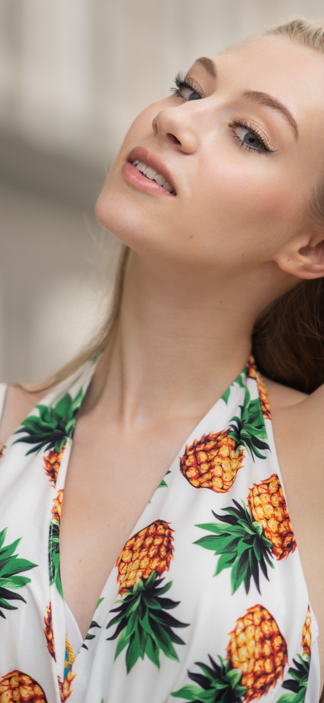 Обои в наших умах, сустав, кожа, губа, улыбка в разрешении 1125x2436