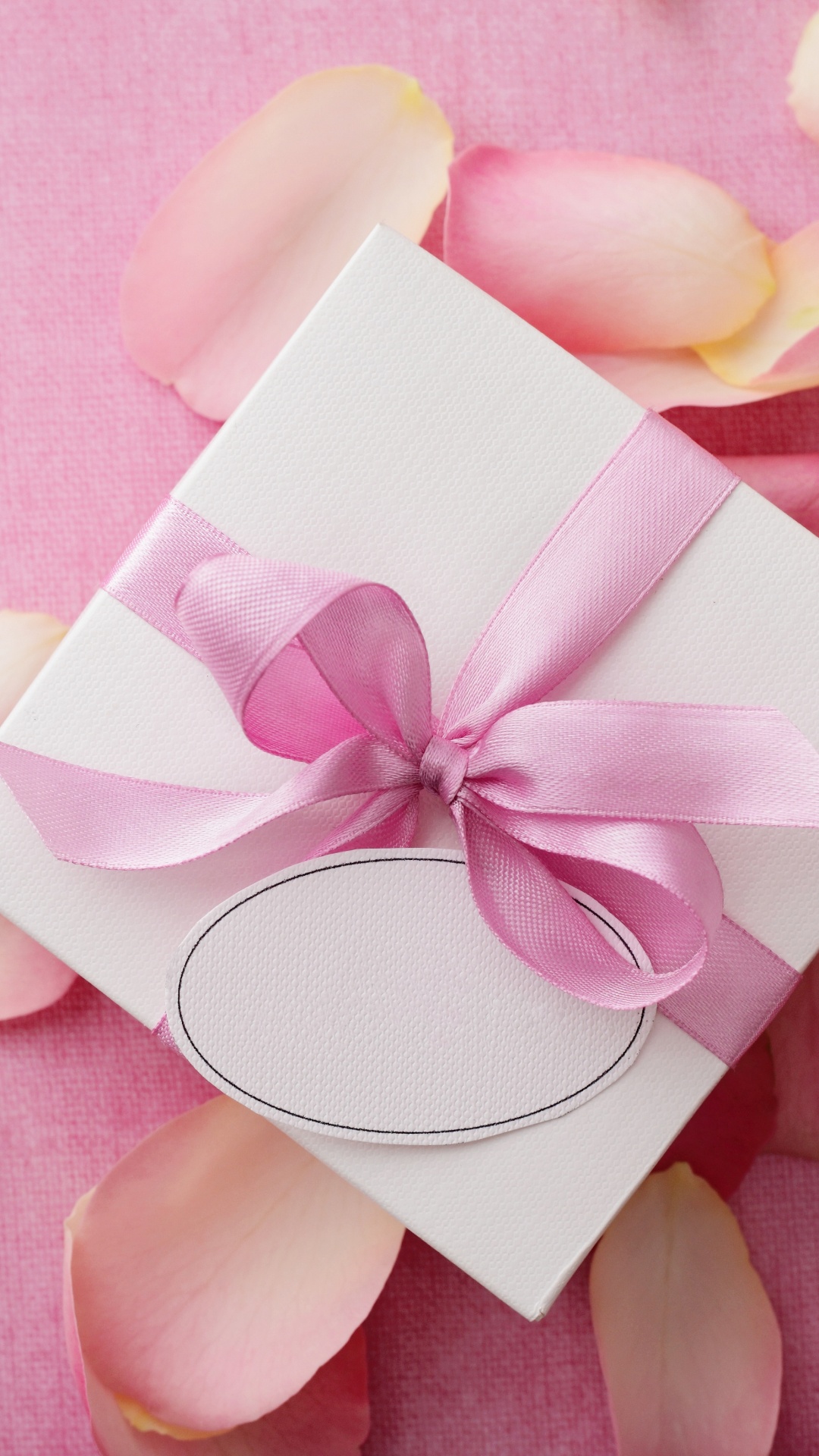 Обои подарок, День Святого Валентина, лента, розовый, лепесток в разрешении 1080x1920