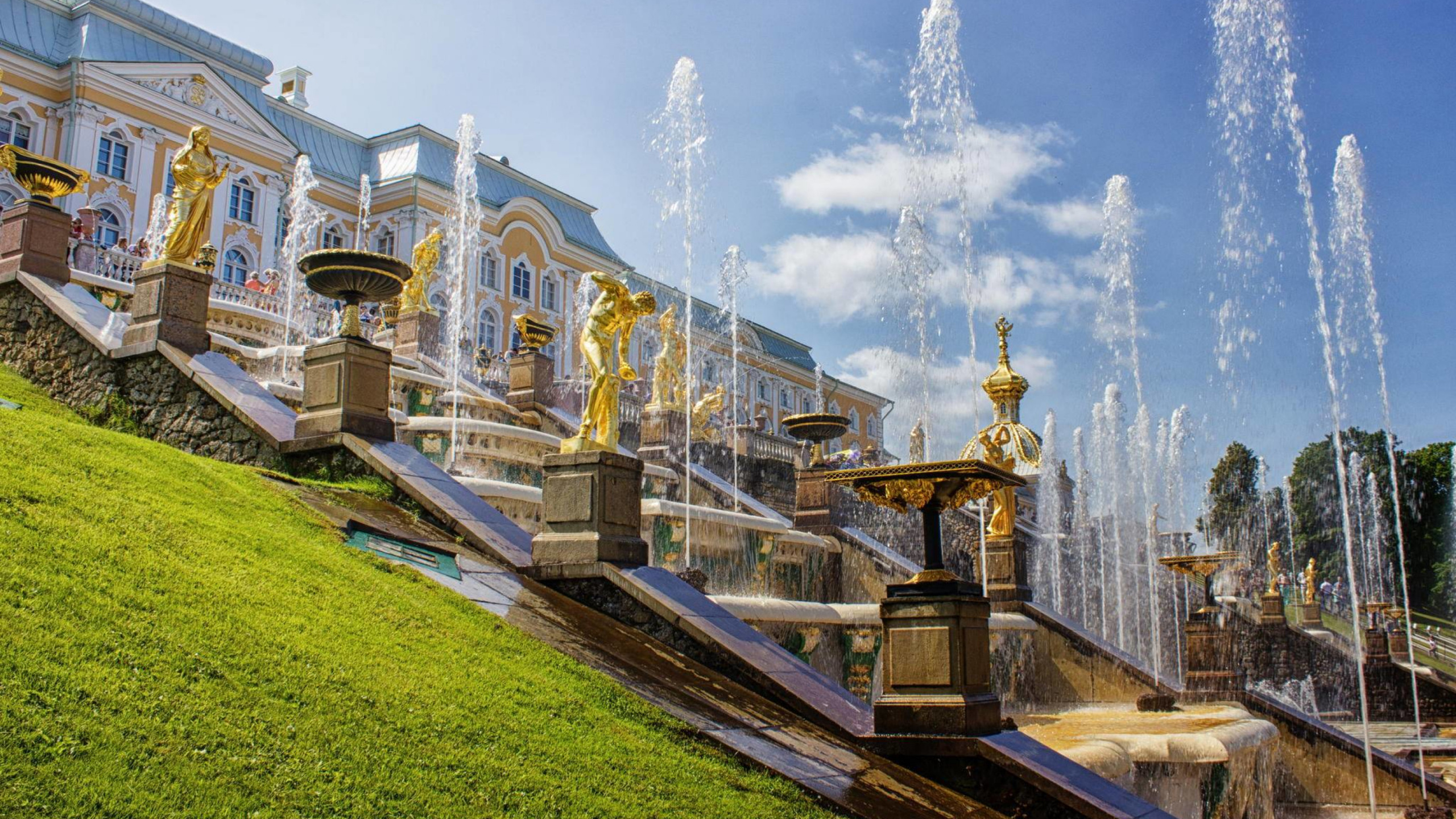 Обои дворец, парк, ориентир, здание, фасад в разрешении 2560x1440