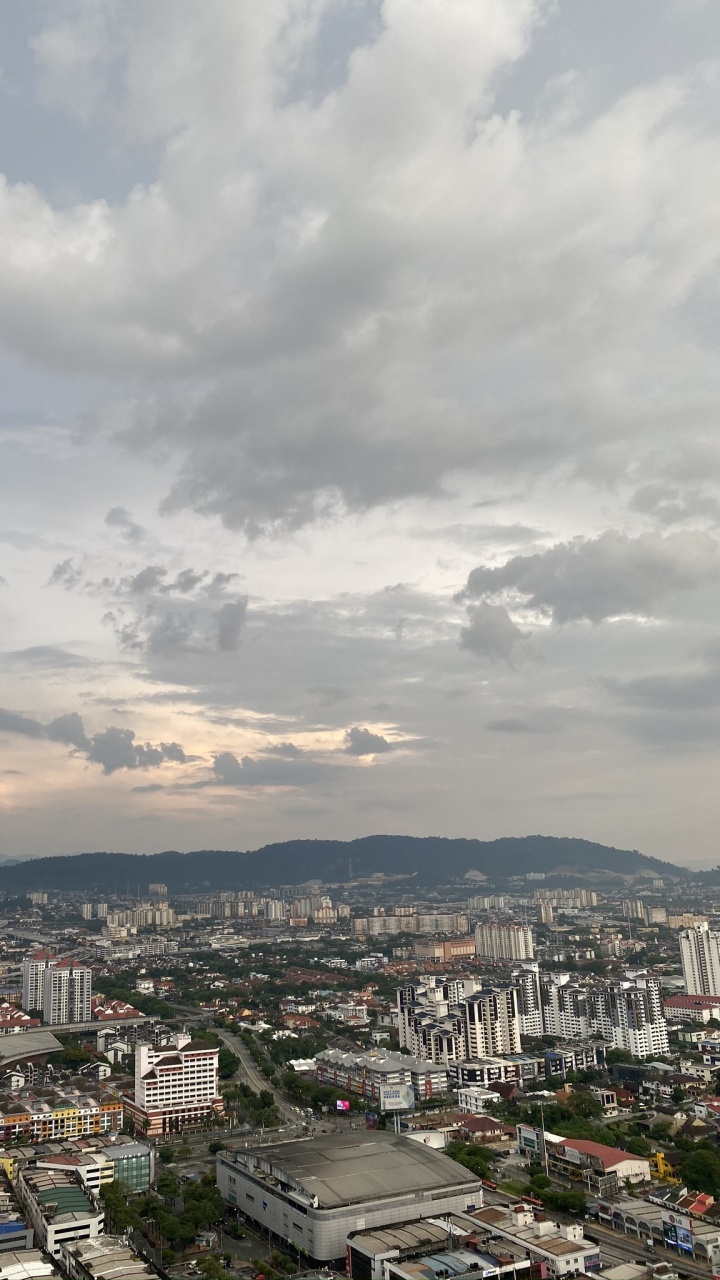 Обои облако, жилой район, городской район, соседство, город в разрешении 720x1280