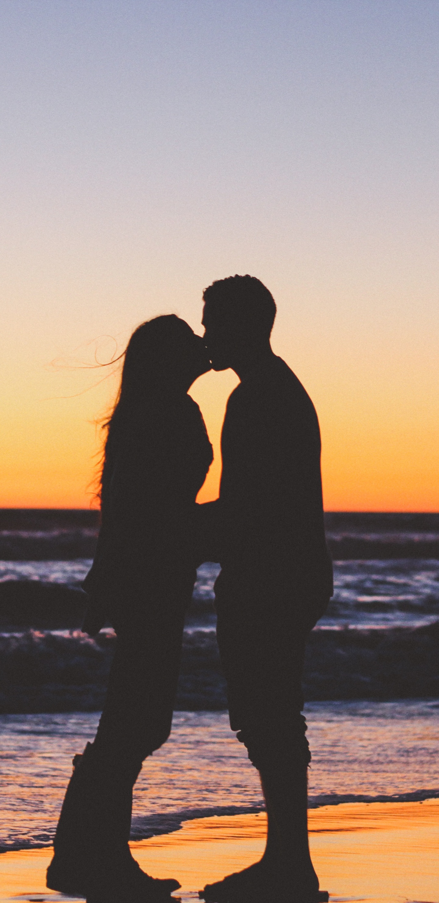 Обои роман, Люди в природе, горизонт, пляж, закат в разрешении 1440x2960