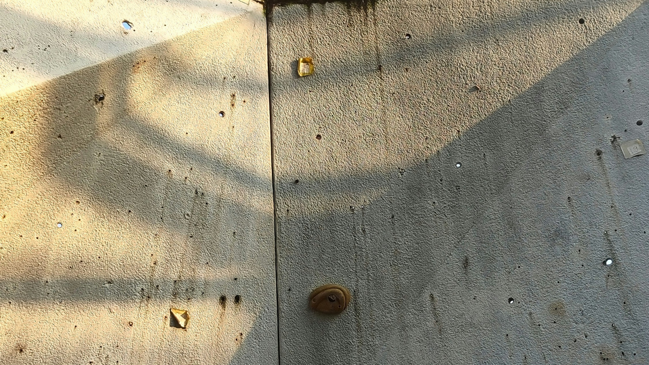 Обои бетон, восхождение, скалодром, упражнение, боулдеринг в разрешении 1280x720