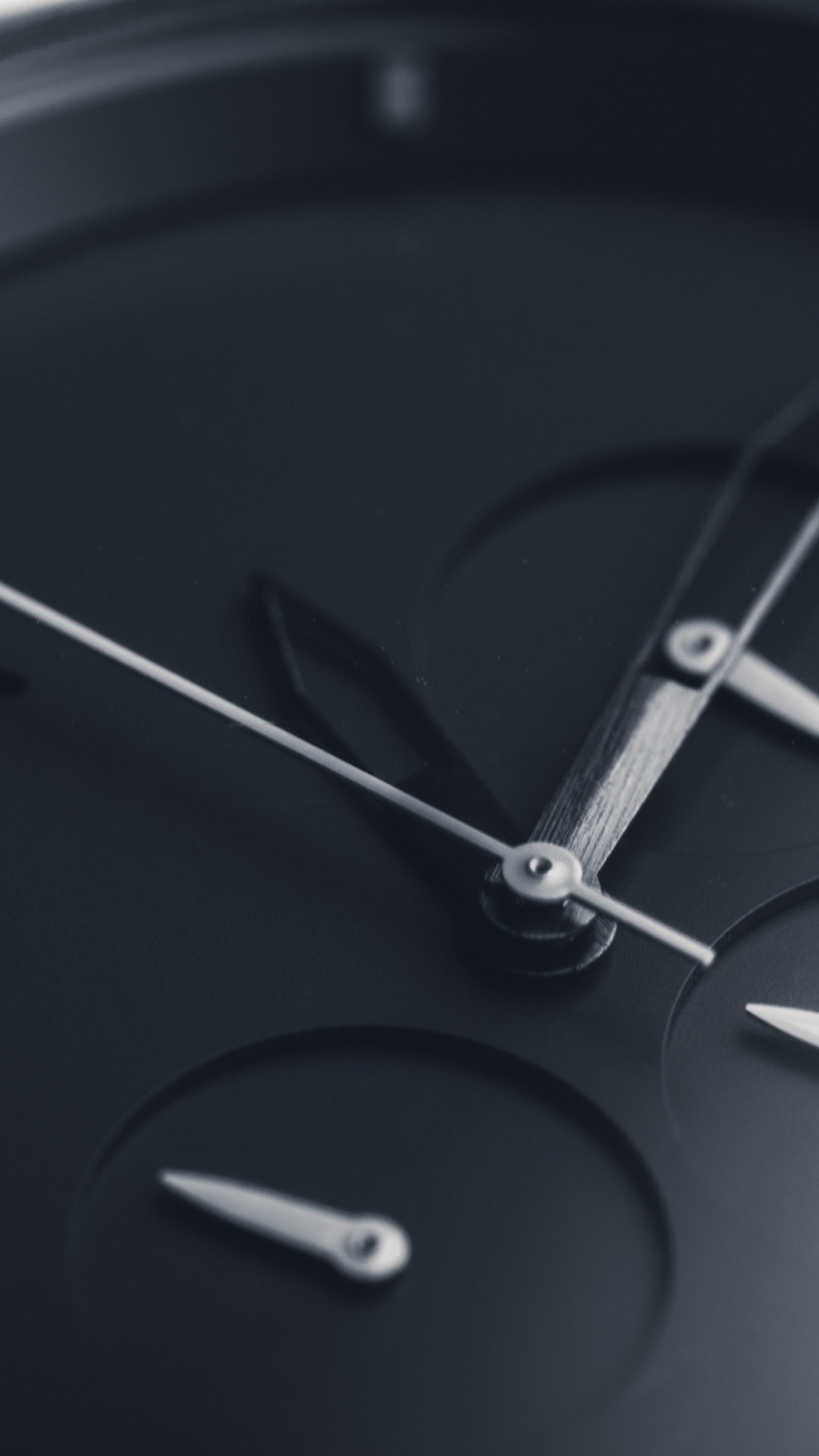 Обои металл, циферблат, наручные, часы, автомобиль в разрешении 1080x1920