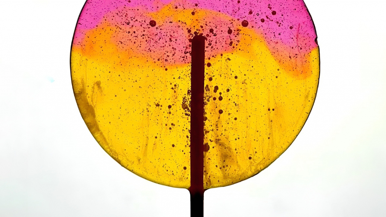 Обои iPhone 14, iPhone 14 Pro, iOS 16, яблоко, красочность в разрешении 1280x720