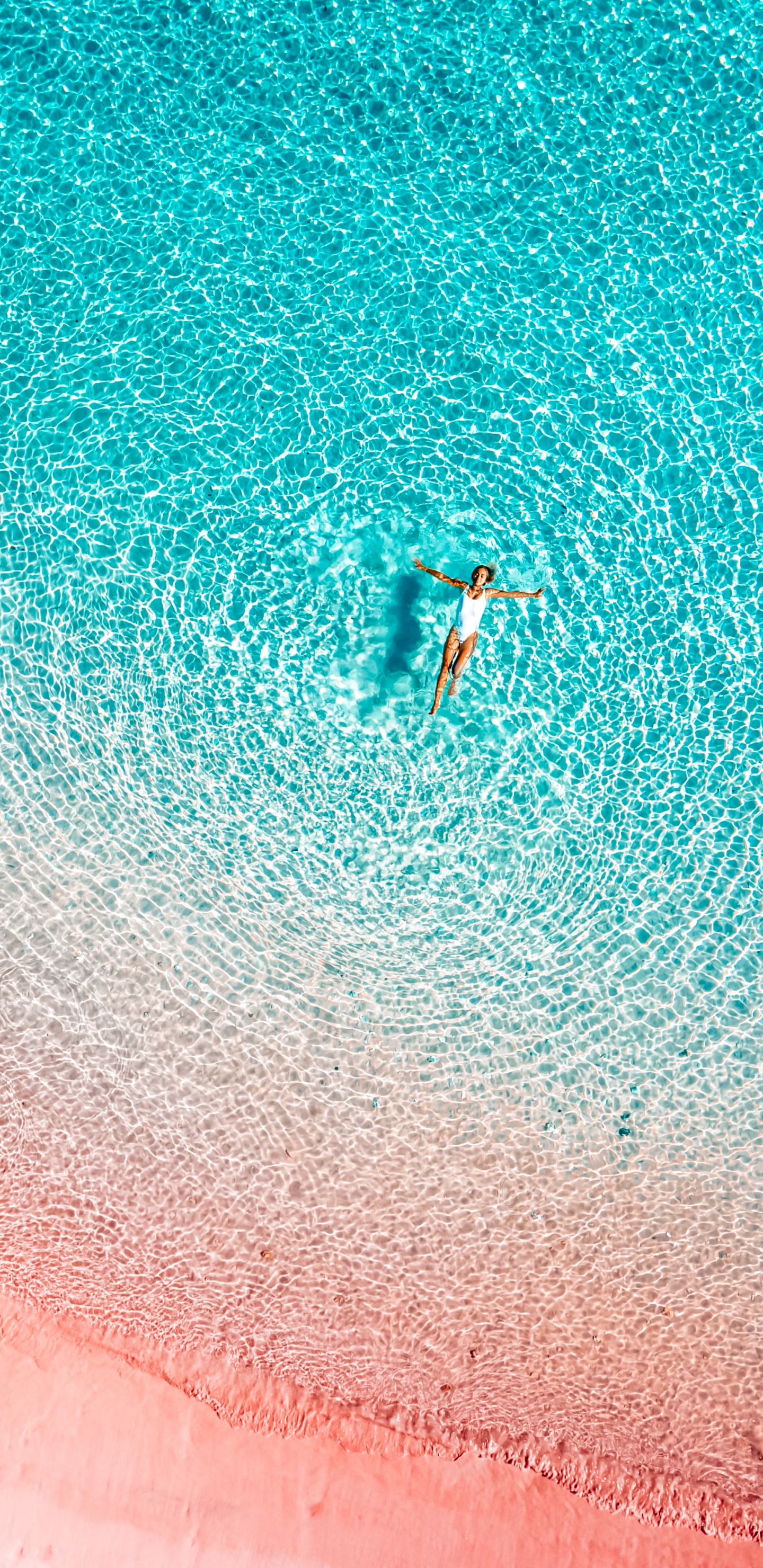 Обои вода, пляж манджарит, Комодо, гидроресурсы, жидкий в разрешении 1440x2960