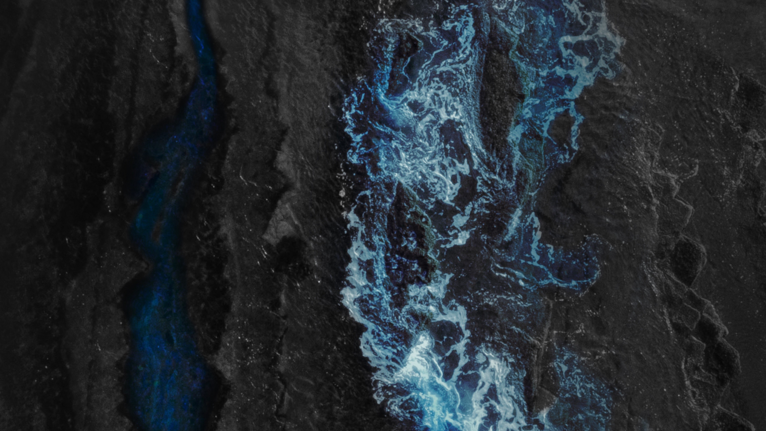 Обои вода, висгун - социальная сеть, земля, жидкость, жидкий в разрешении 2560x1440