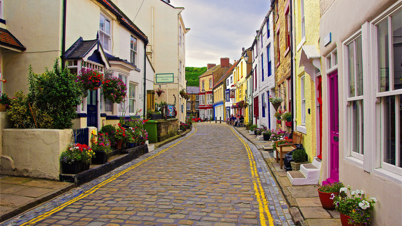 Обои аллея, улица, фасад, город, городок в разрешении 1280x720