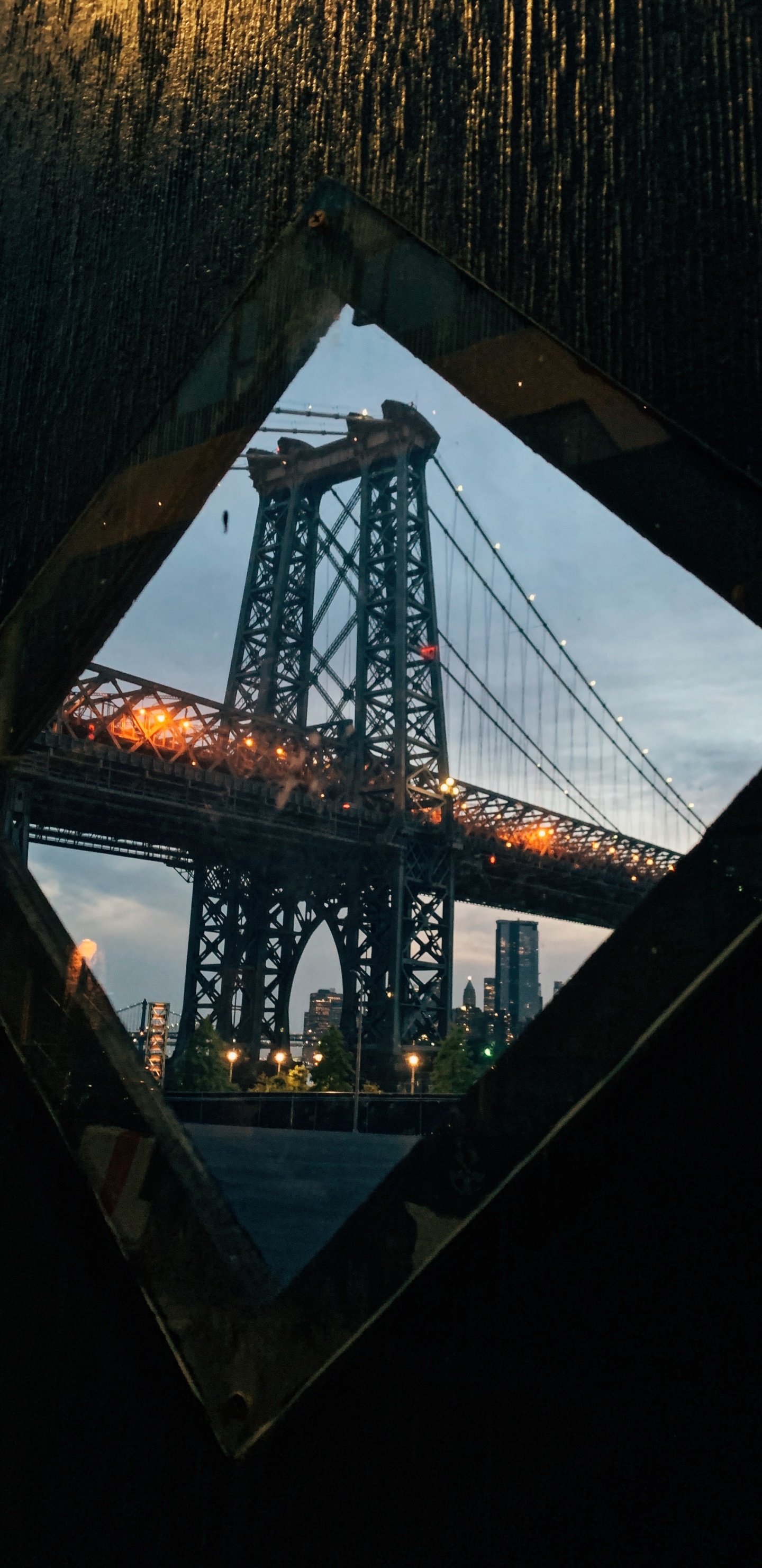 Обои Вильямсбургский Мост, мост, архитектура, вода, железо в разрешении 1440x2960