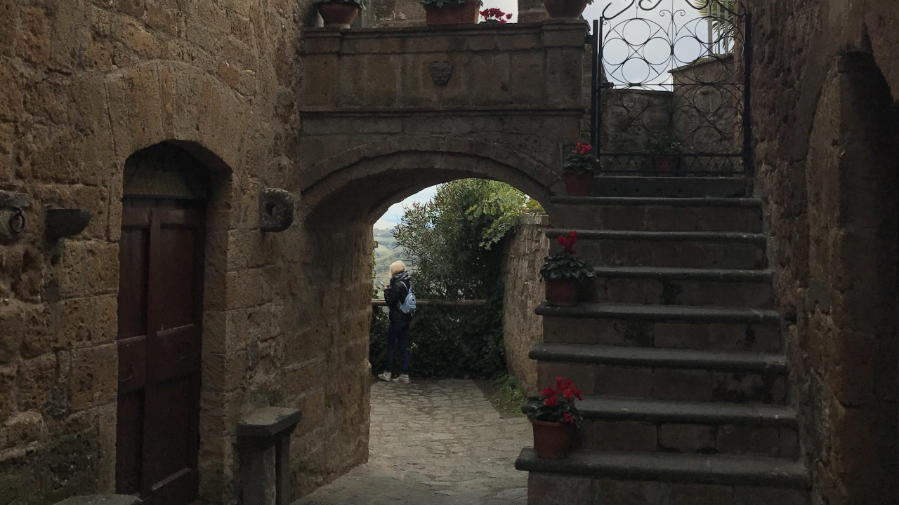 Обои арка, улица, здание, стена, древняя история в разрешении 1280x720