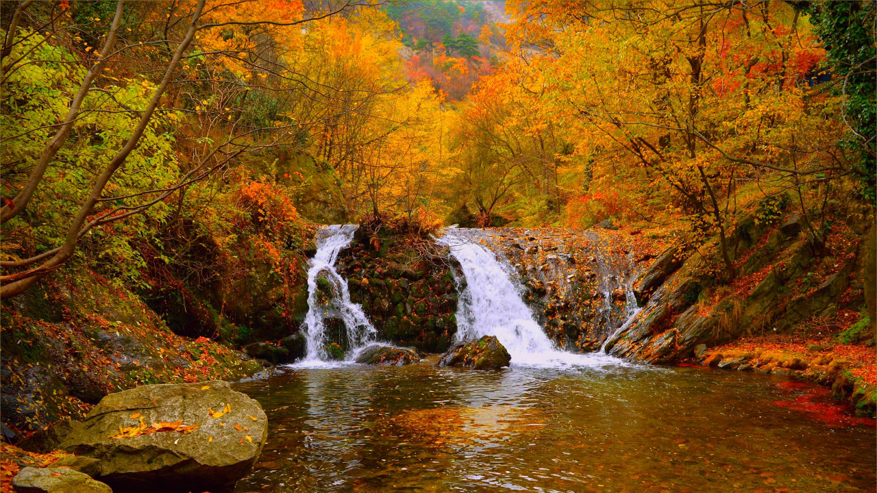 Обои осень, водоем, природа, водопад, поток в разрешении 1280x720