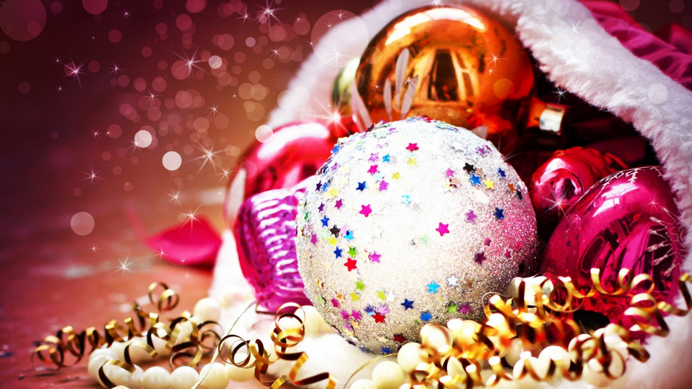 Обои Рождественский день, Новый год, рождественский орнамент, Рождественские украшения, праздник в разрешении 1366x768