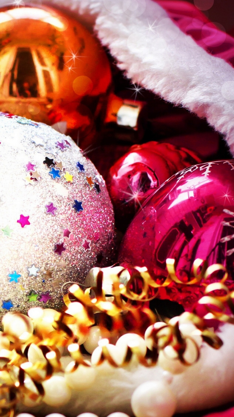 Обои Рождественский день, Новый год, рождественский орнамент, Рождественские украшения, праздник в разрешении 750x1334