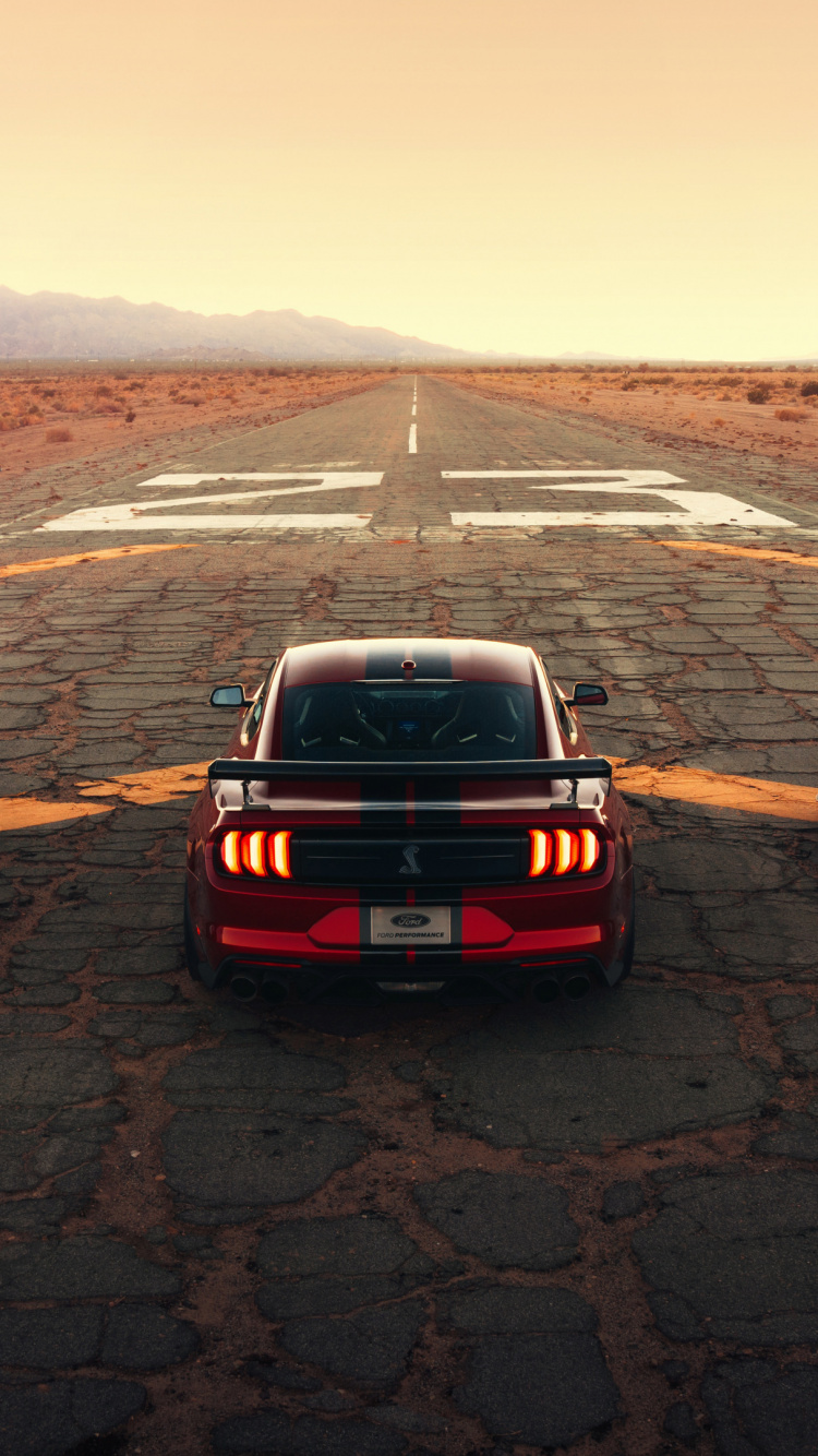 Обои Бугатти вейрон, 2020 Форд Мустанг, кузов купе, Форд Производительность, автомобиль среднего размера в разрешении 750x1334