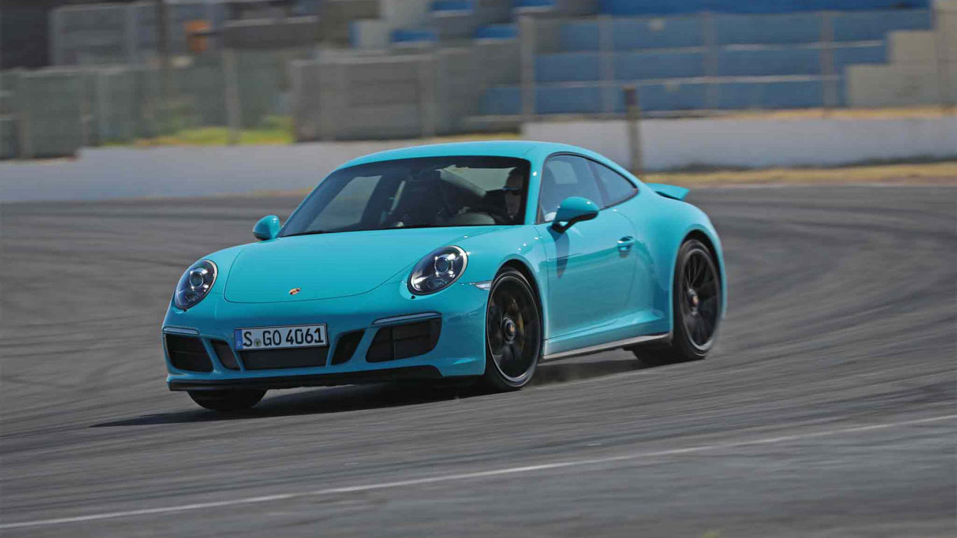 Обои porsche 911 gt3, porsche 911 gt2, Порше, авто, спорткар в разрешении 1366x768