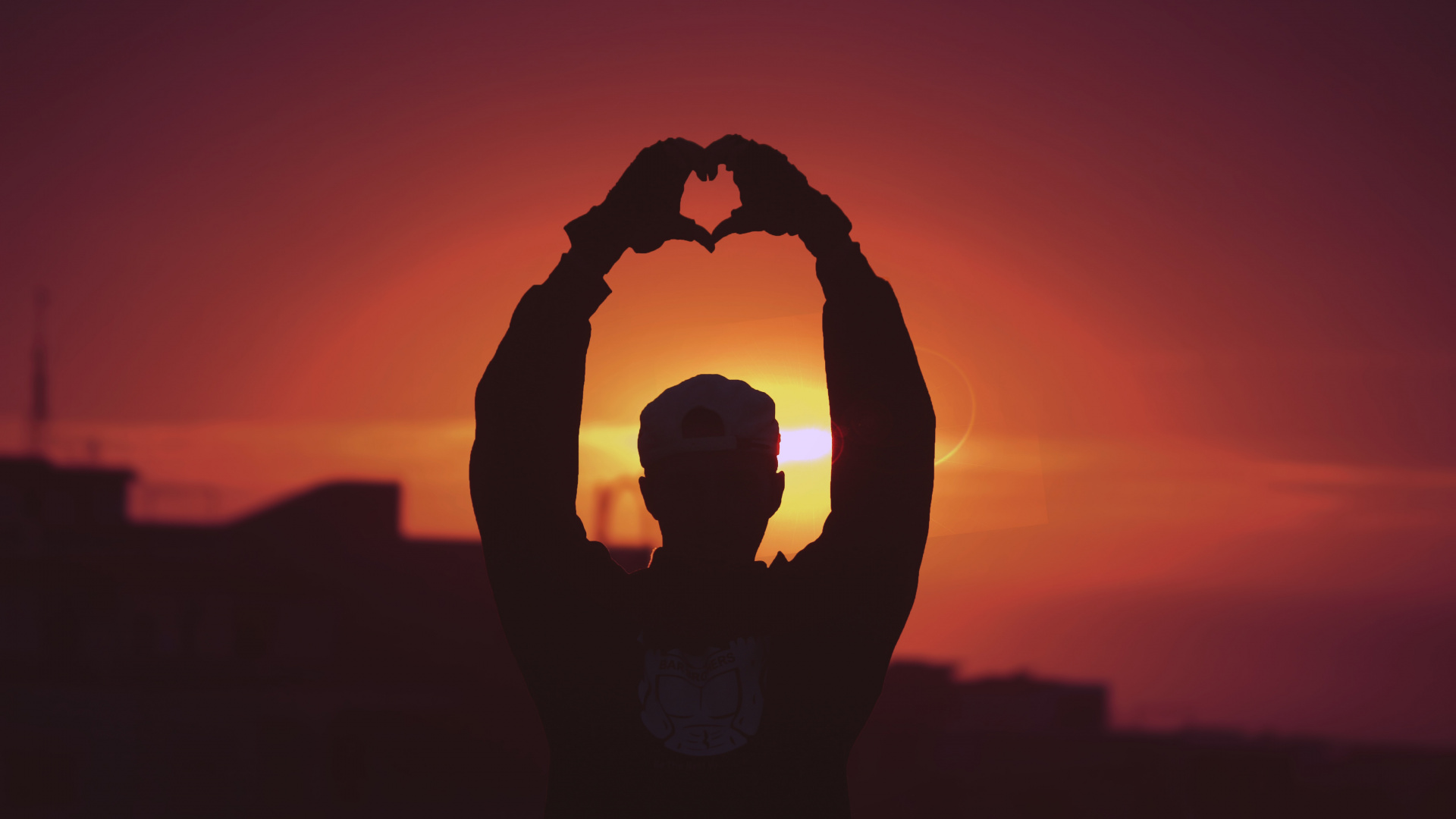Обои закат, тепло, силуэт, восход солнца, подсветка в разрешении 1920x1080