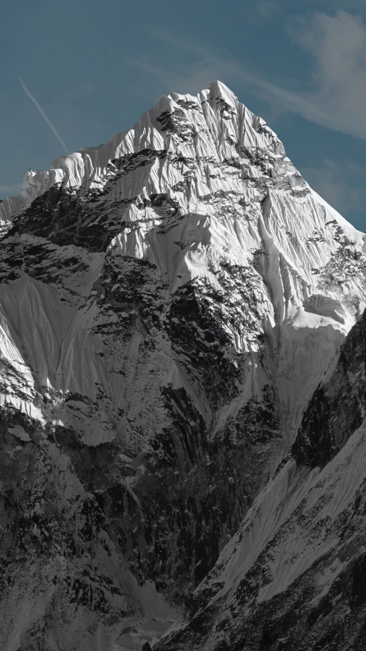 Обои Альпы, горный перевал, пейзажи гор, гора, черный и белый в разрешении 750x1334