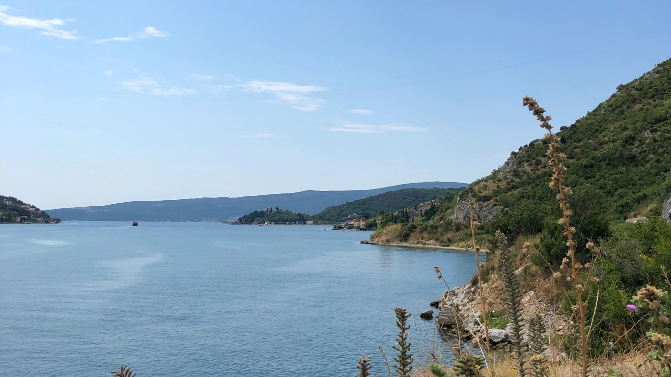 Обои побережье, вода, водный путь, Банк, водохранилище в разрешении 1366x768