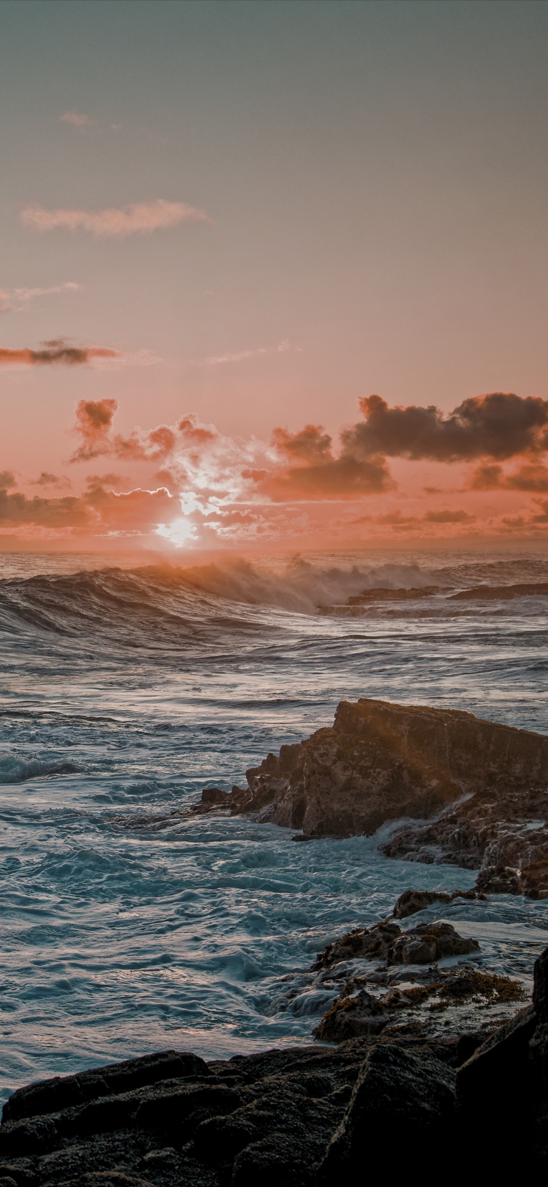 Обои океан, горизонт, мыс, природа, водоем в разрешении 1125x2436