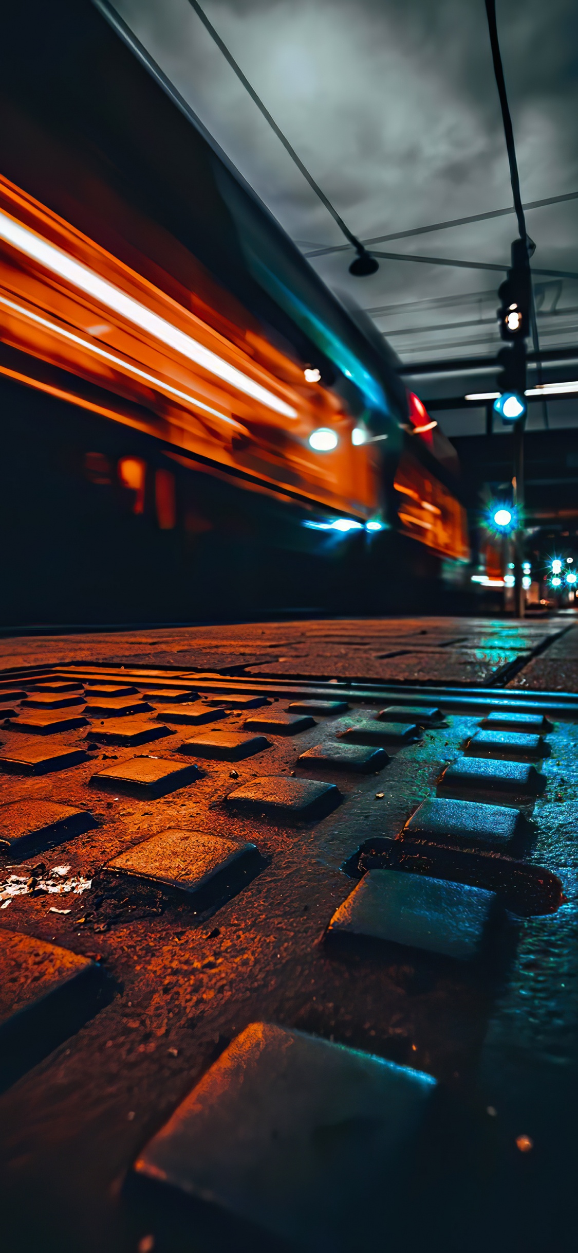 Обои фара, свет, автомобильное освещение, дорожное покрытие, архитектура в разрешении 1125x2436