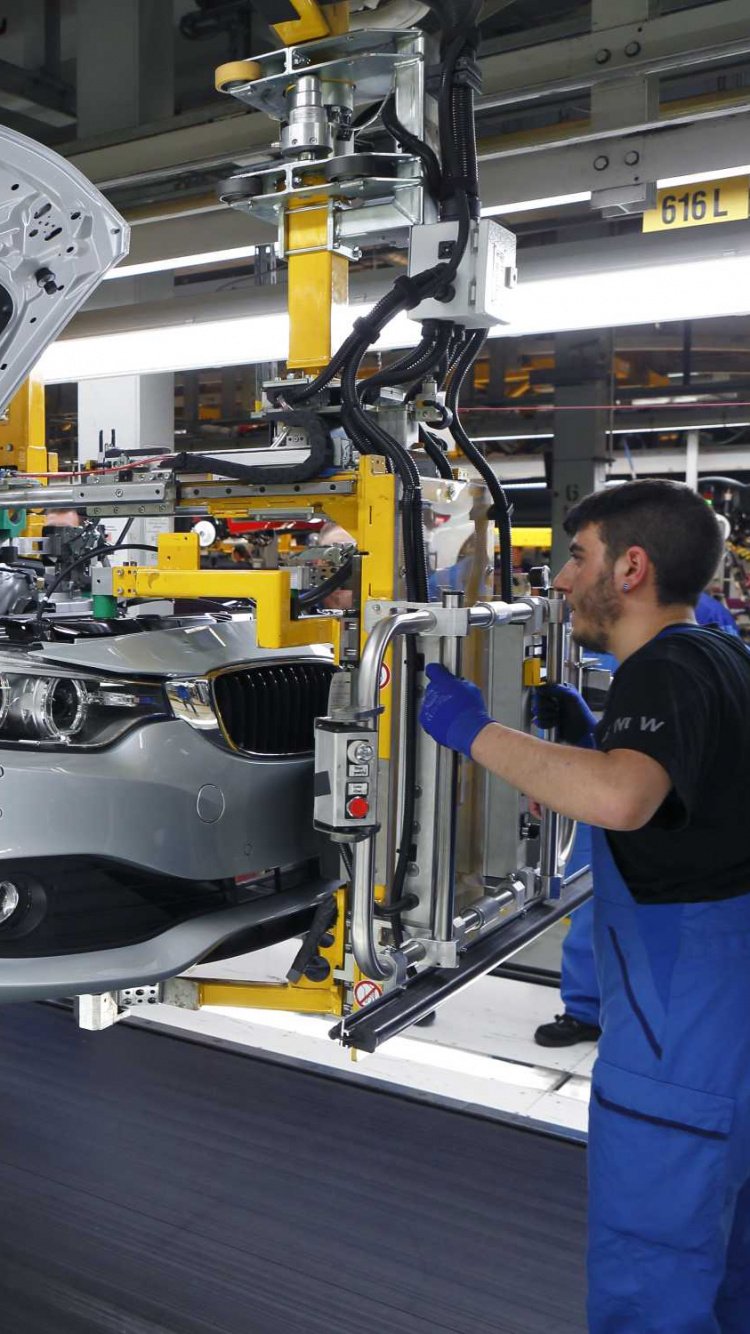 Обои Музей BMW, bmw, авто, завод, промышленность в разрешении 750x1334