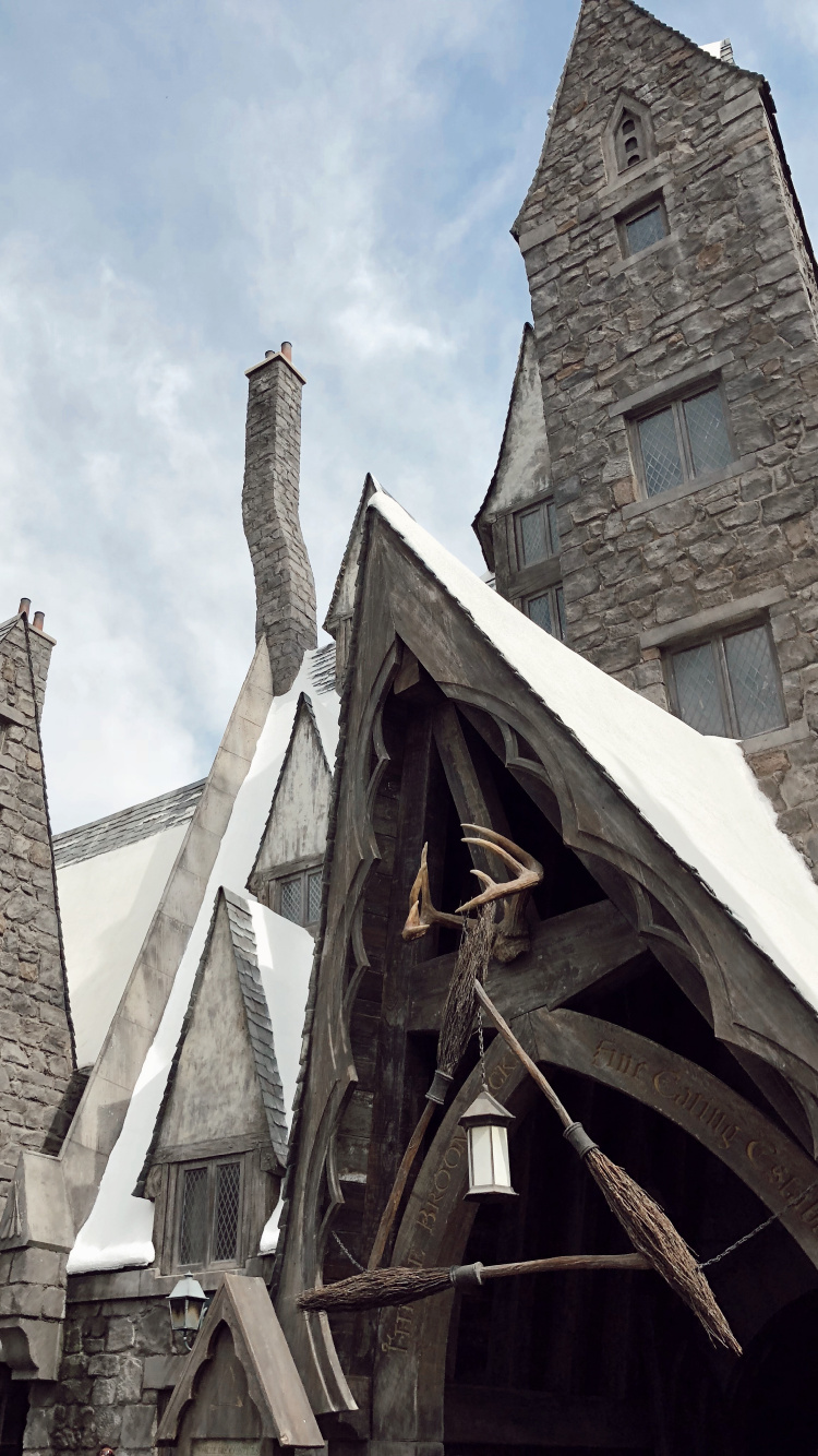 Обои косой переулок, средневековье, средневековая архитектура, свойство, крыша в разрешении 750x1334