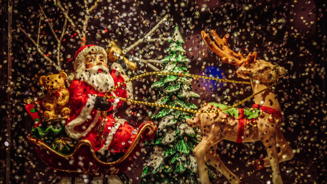 Обои Рождественский день, Санта-Клаус, Рождественские огни, Рождество, дерево в разрешении 1366x768
