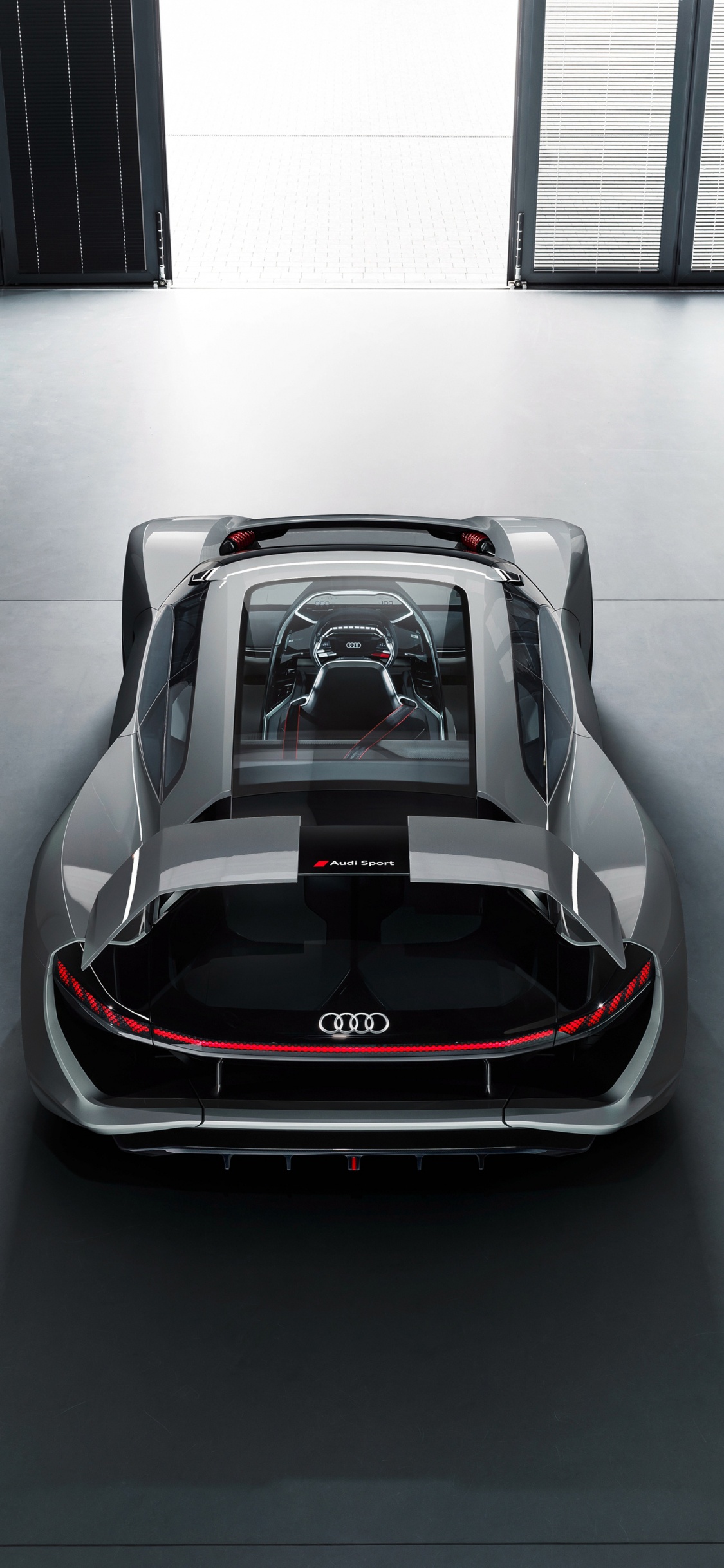 Обои авто, суперкар, спорткар, концепция Audi ПБ 18 е трон, кузов купе в разрешении 1125x2436