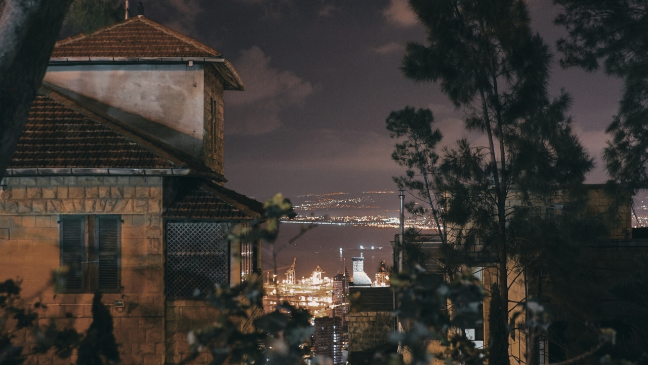 Обои Как Высоко Луна, Apple Музыка, атмосфера, облако, дерево в разрешении 1280x720