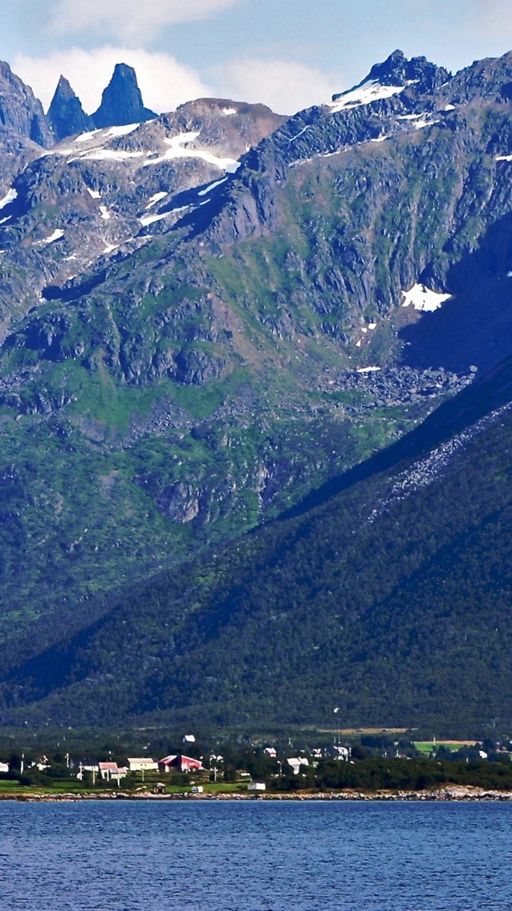 Обои Лофотен, фьорд, гора, горный хребет, нагорье в разрешении 720x1280