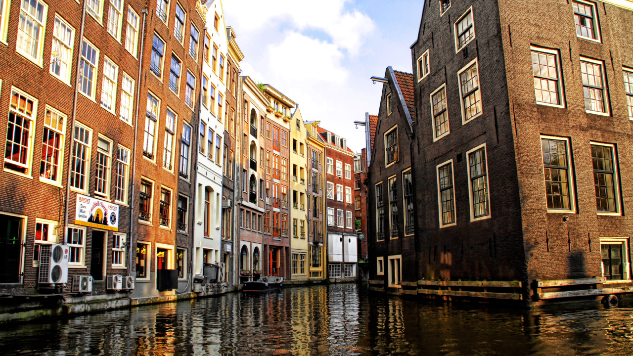 Обои Каналы Амстердама, канал, водный путь, городок, здание в разрешении 1280x720