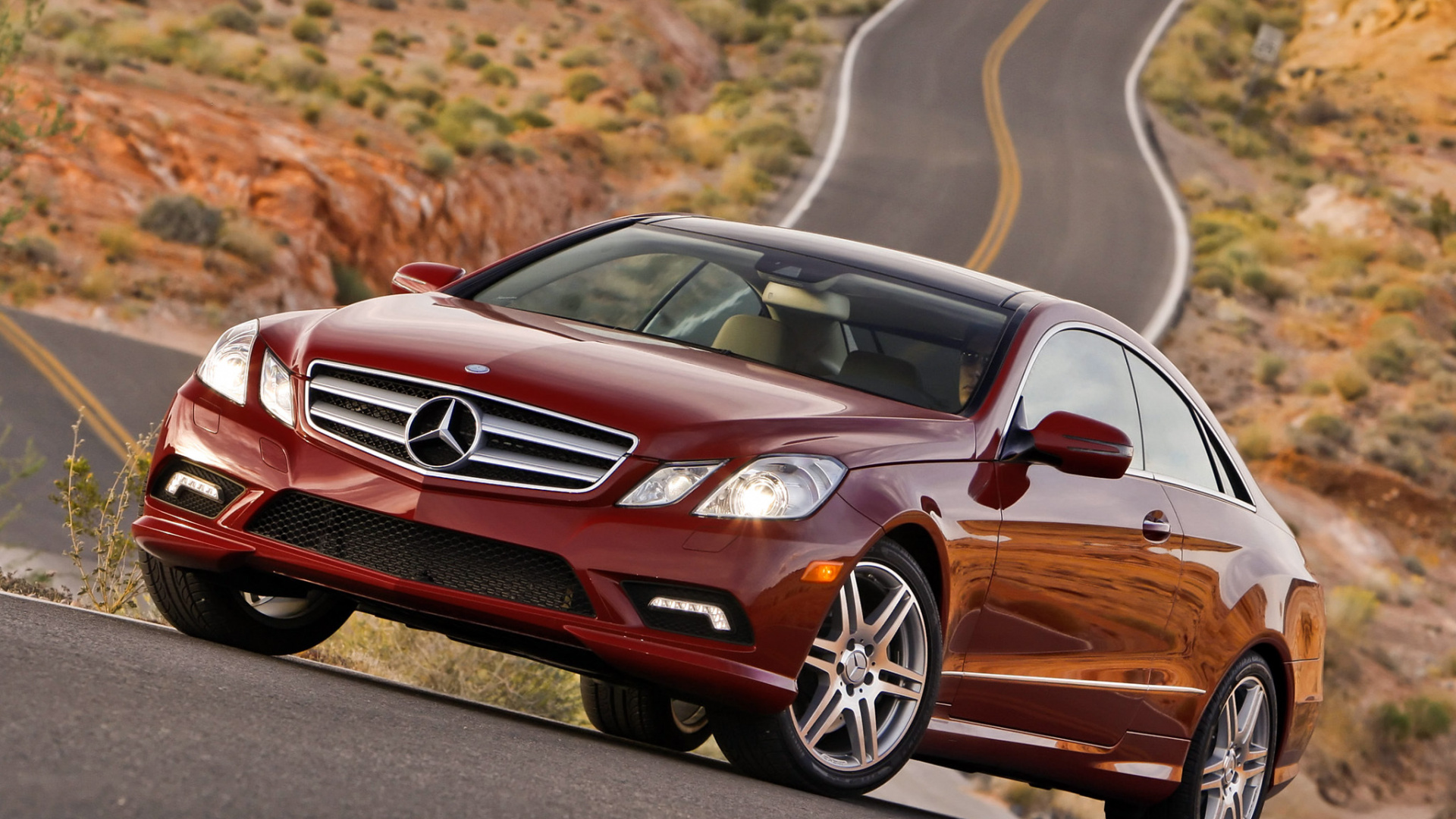 Обои e550 купе, авто, кузов купе, автомобиль среднего размера, личный роскошный автомобиль в разрешении 1920x1080