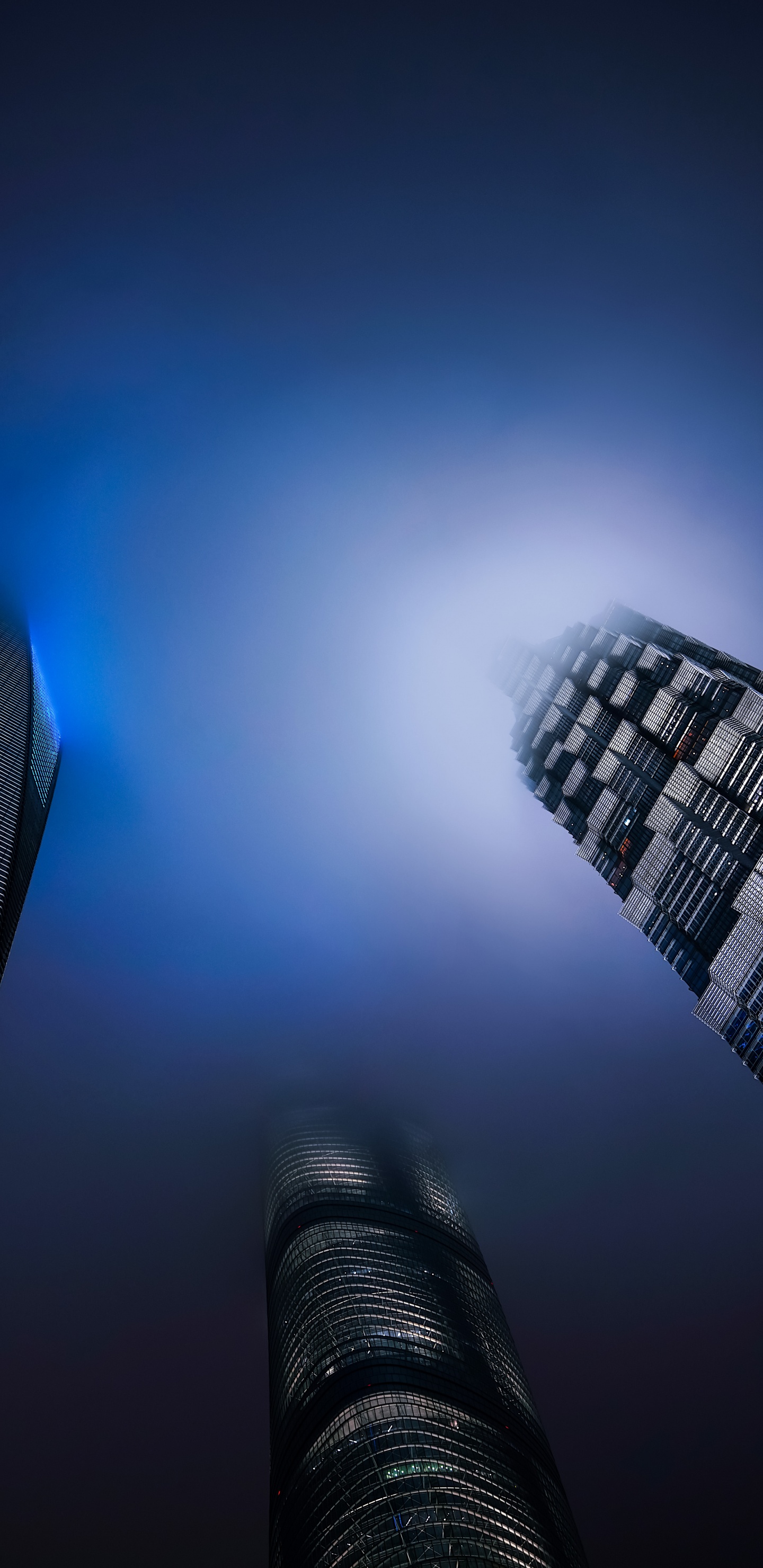 Обои небоскреб, высотное здание, здание, дневное время, вышка в разрешении 1440x2960