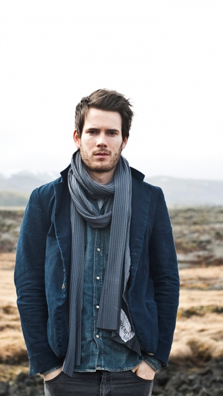 Обои Йоханнес ст, Умереть Zeichen крае ауф штурм, Revolverheld, верхняя одежда, пейзаж в разрешении 750x1334