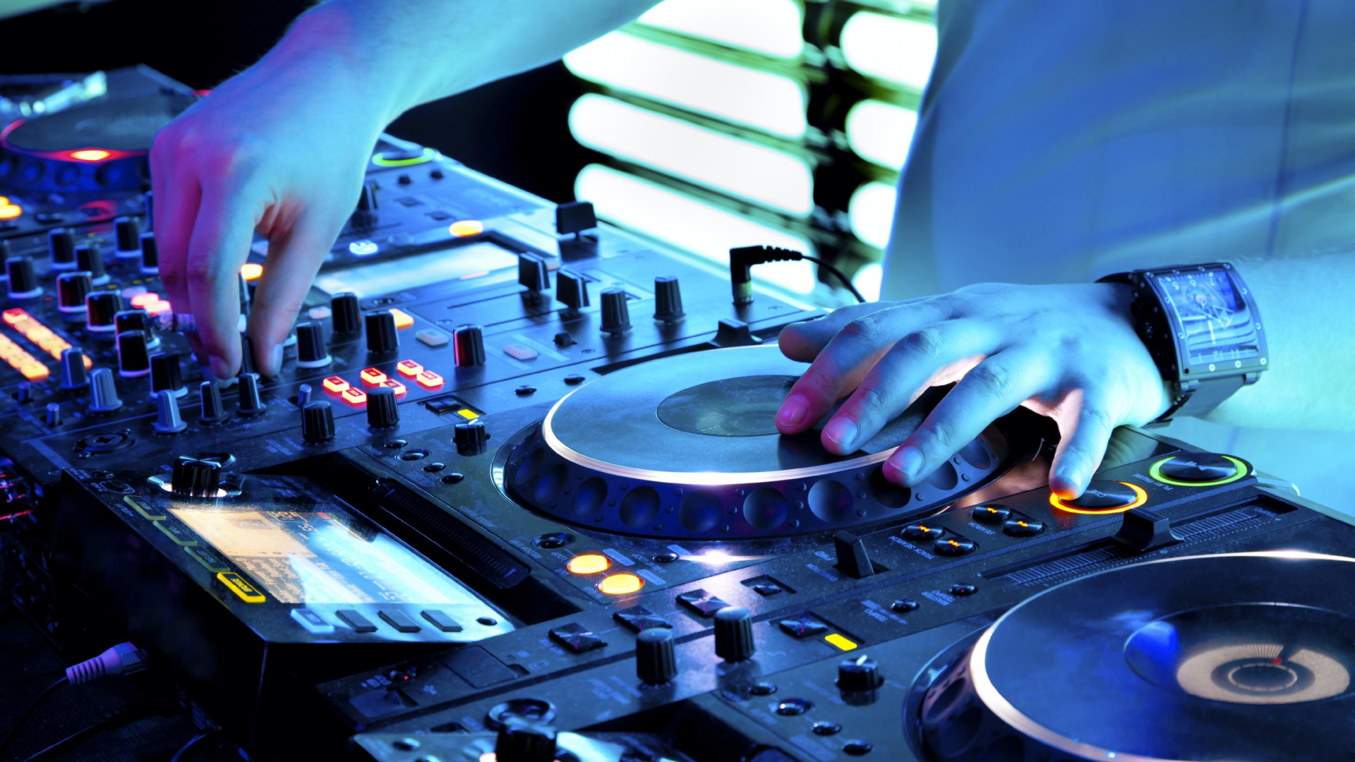 Обои ночной клуб, диджей, диск жокей, электроника, cdj в разрешении 1920x1080