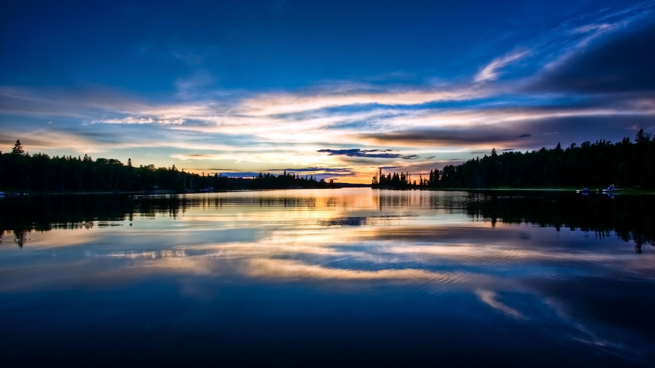 Обои отражение, вода, природа, горизонт, небо в разрешении 1280x720