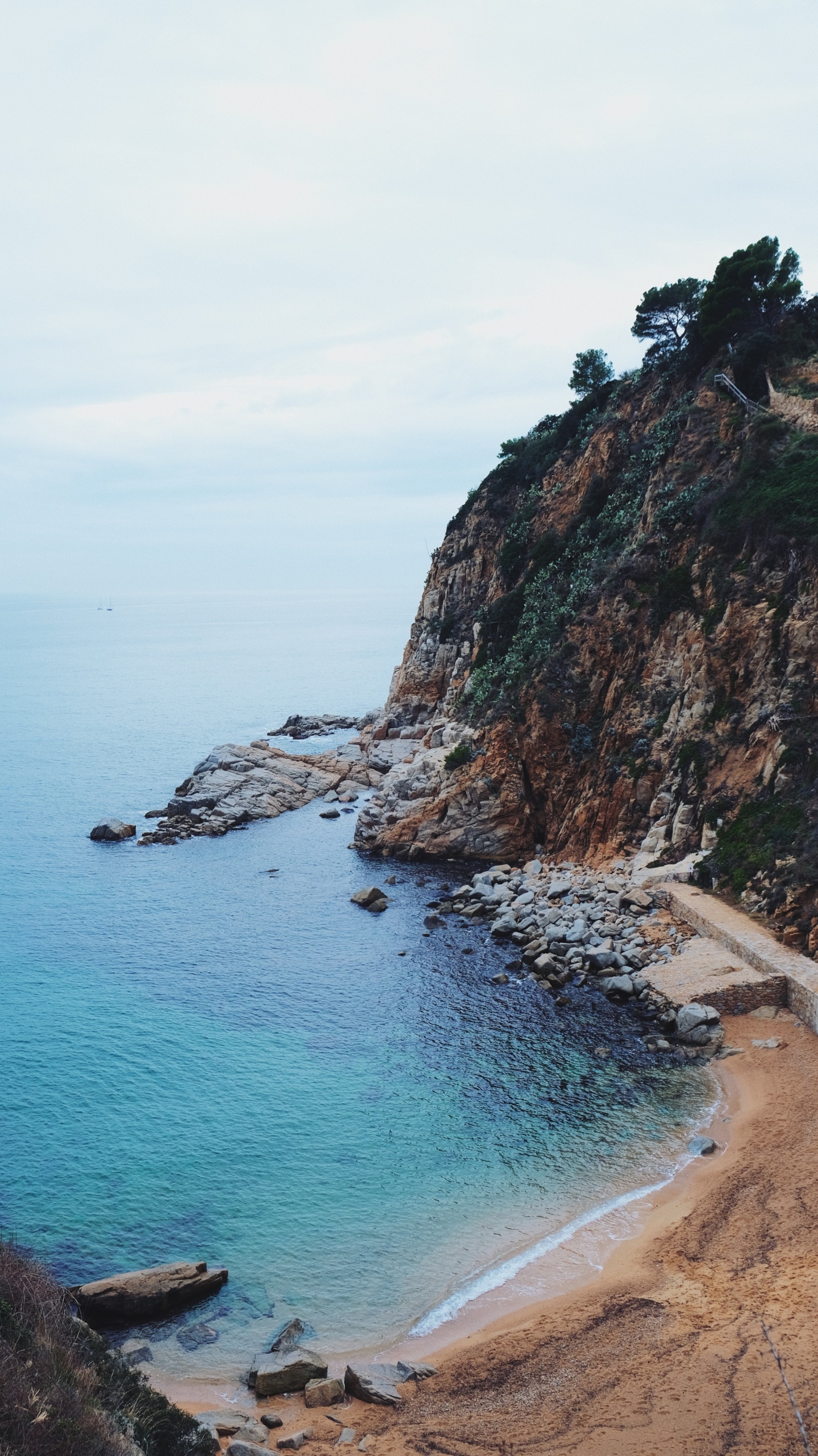 Обои Тосса-де-Мар, море, пляж, водоем, побережье в разрешении 1440x2560