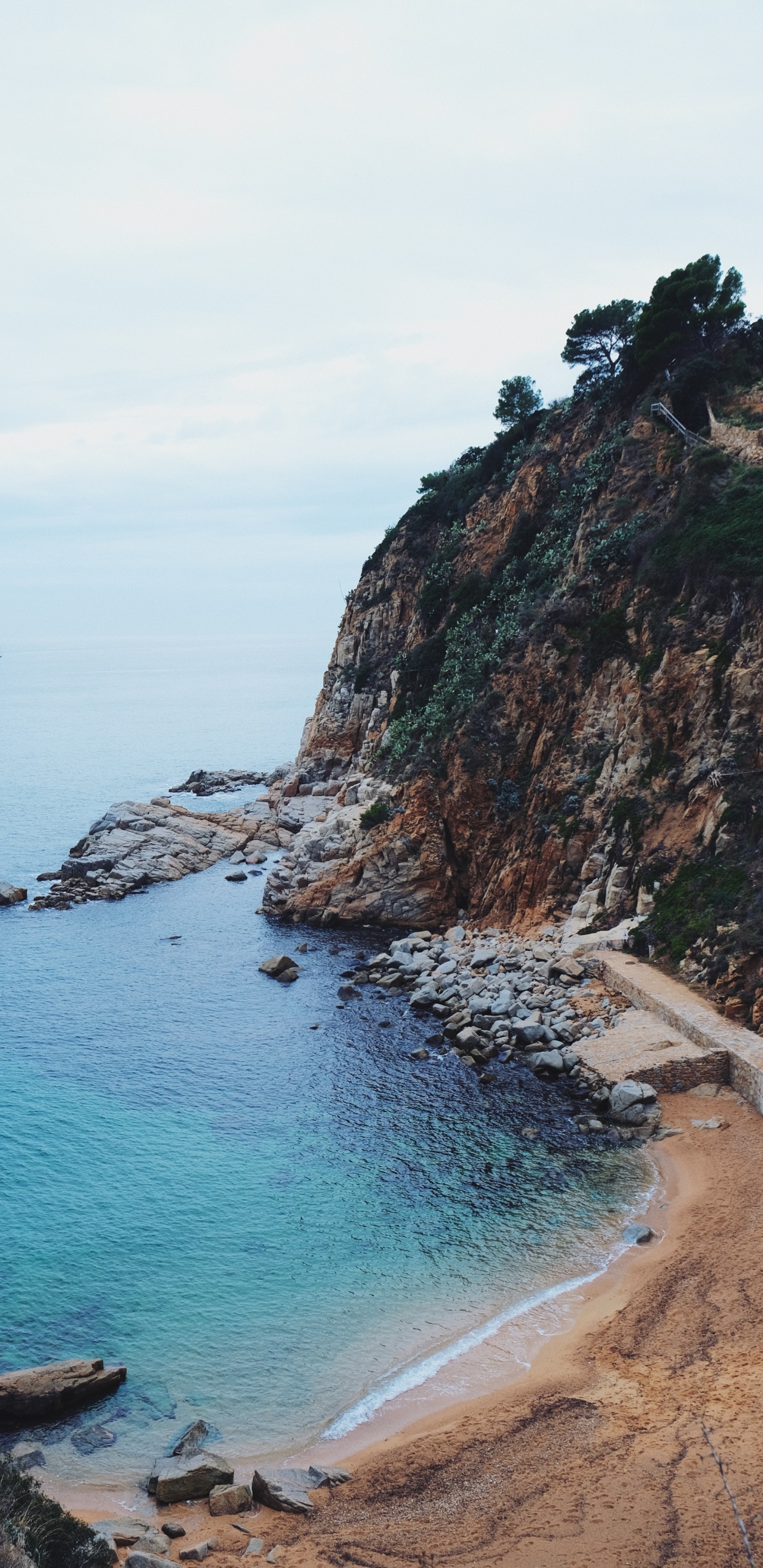 Обои Тосса-де-Мар, море, пляж, водоем, побережье в разрешении 1440x2960