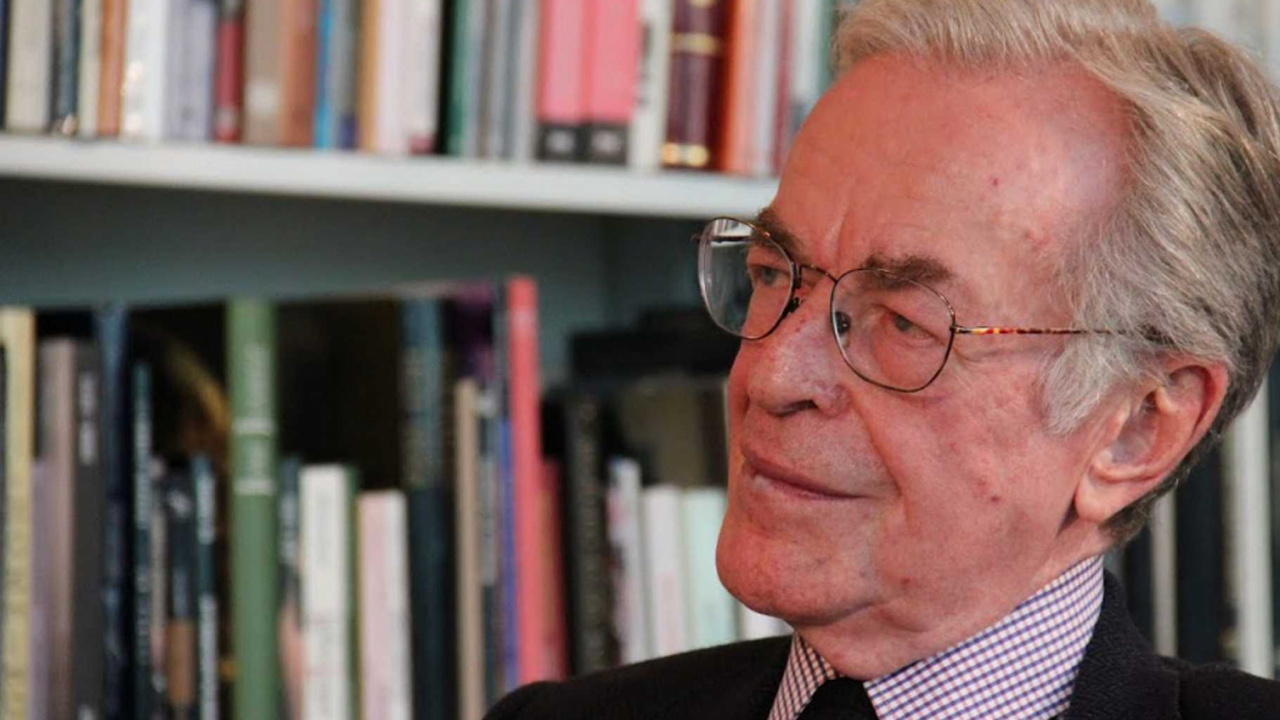 Обои БИБЛИОТЕКА, журналист, пенсионер, профессия, предприниматель в разрешении 1280x720