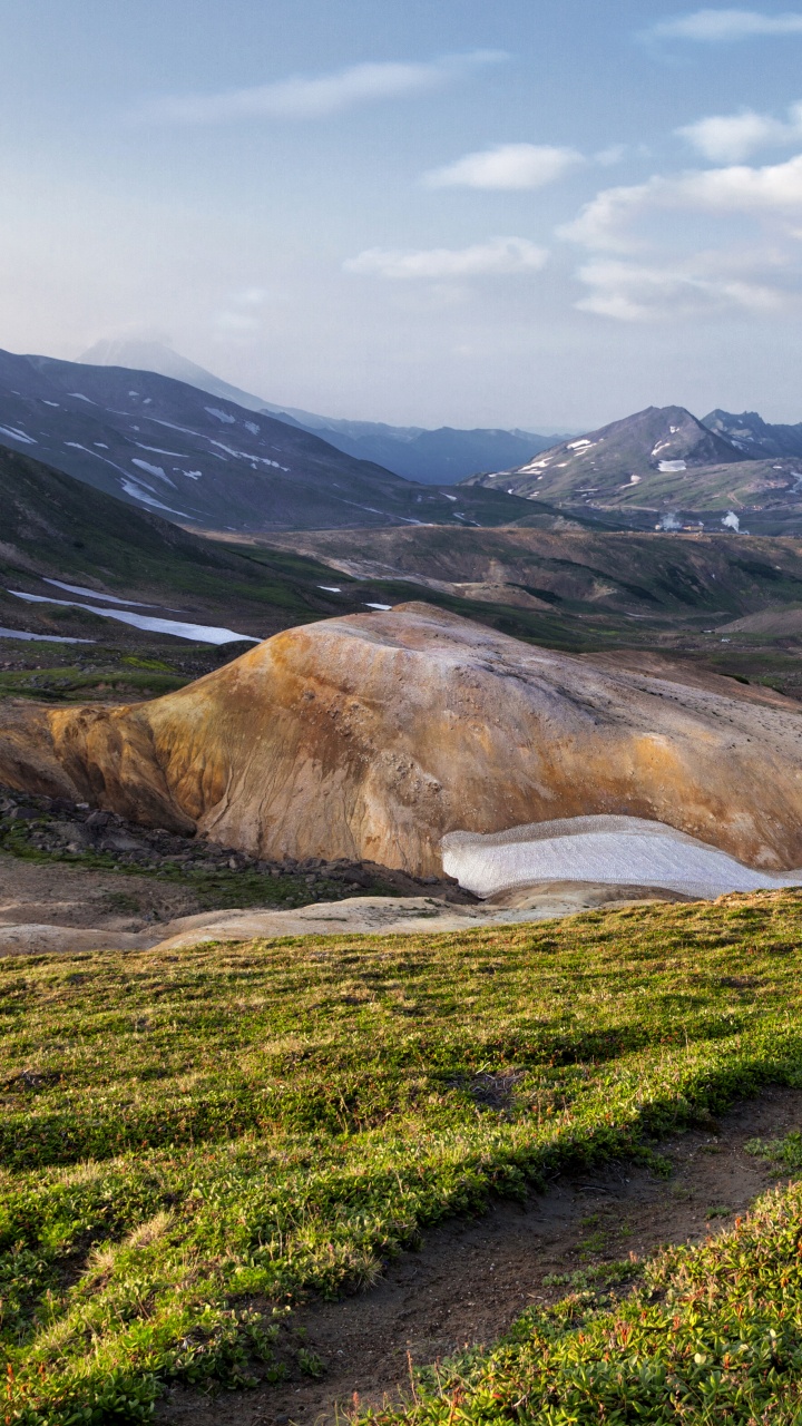 Обои вулканы камчатки, гора, природа, горный рельеф, нагорье в разрешении 720x1280