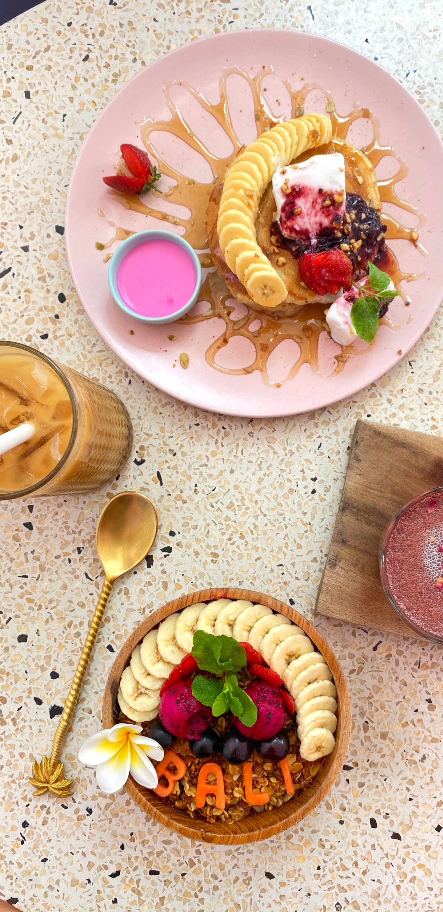 Обои бали, блюда, завтрак, вегетарианская кухня, поздний завтрак в разрешении 1440x2960