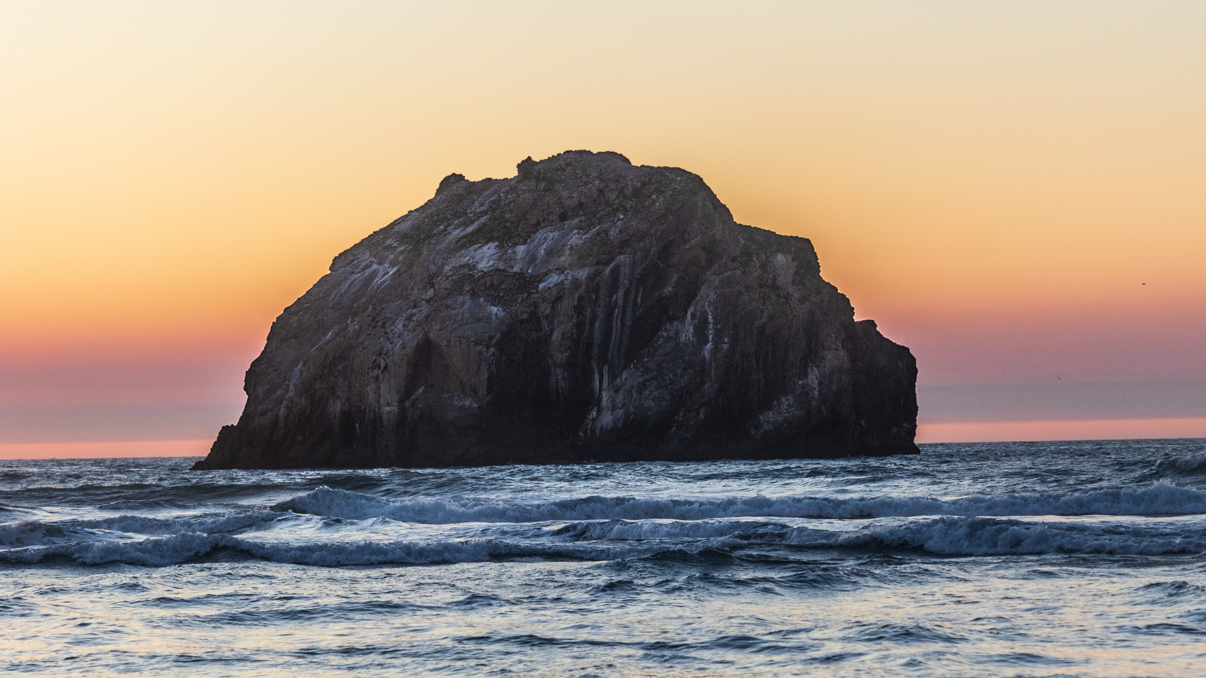 Обои ветровая волна, водоем, море, океан, горизонт в разрешении 3840x2160