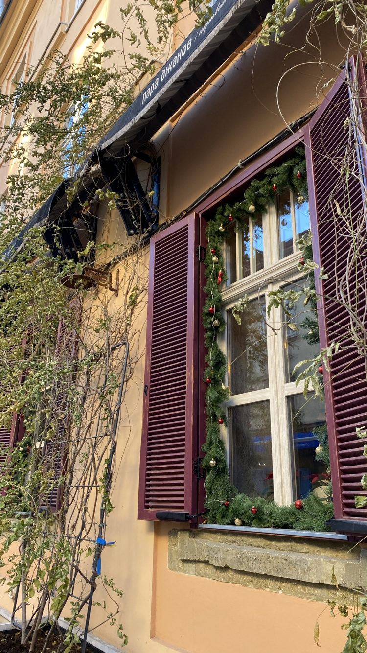 Обои Хаус, недвижимость, мажорель синий, здание, прут в разрешении 750x1334