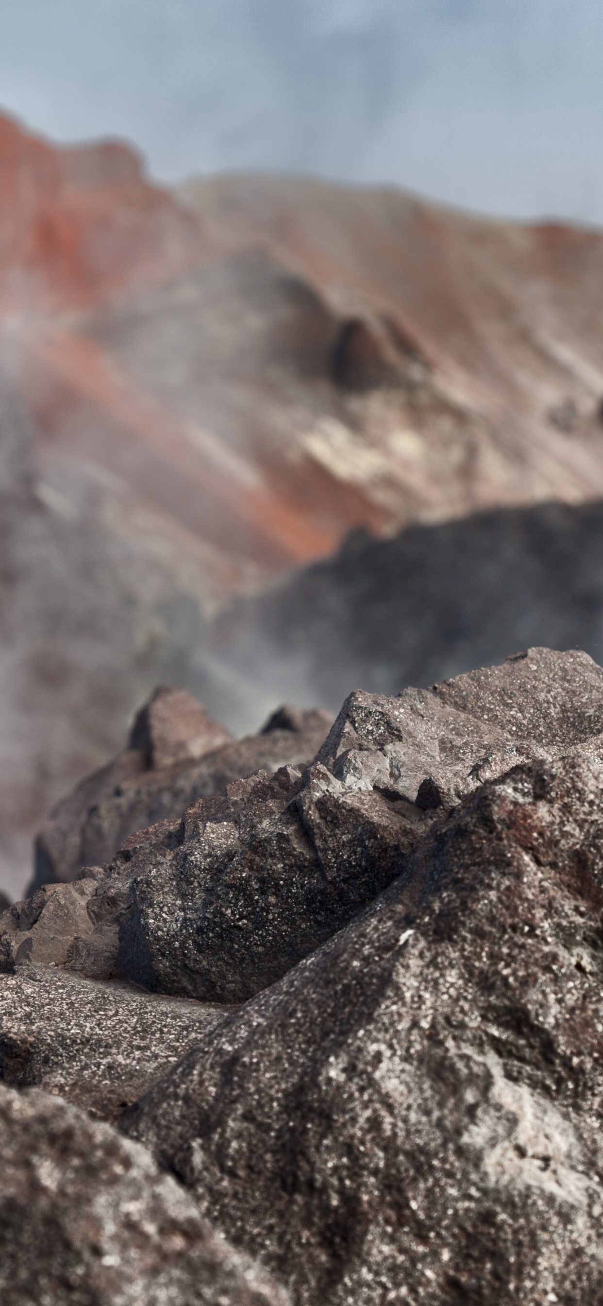 Обои вулканы камчатки, Камчатский полуостров, вулкан, гора, рок в разрешении 1242x2688