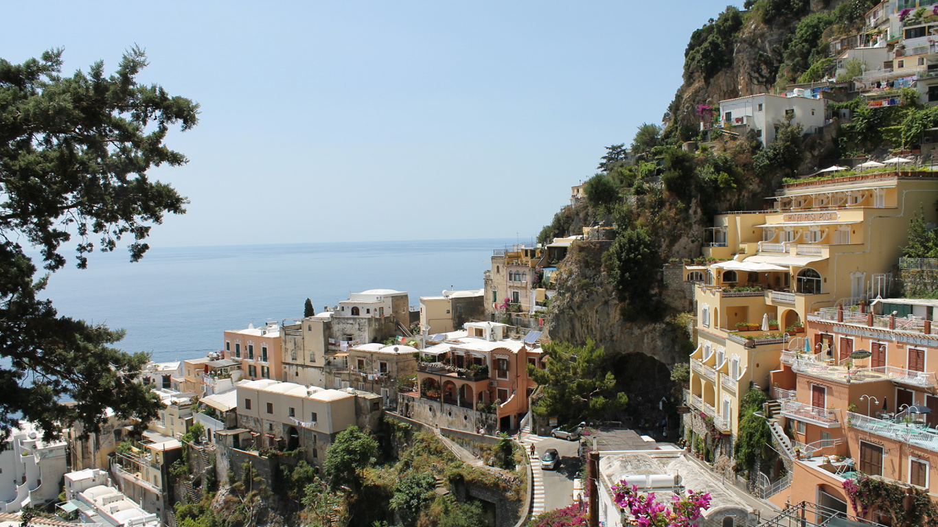 Обои городок, туризм, город, деревня, дерево в разрешении 1366x768