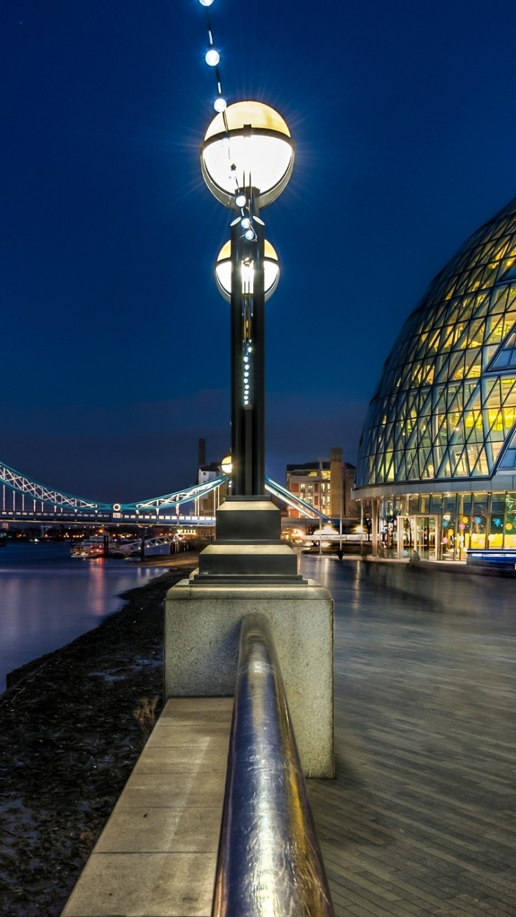 Обои ориентир, ночь, мост, город, городской район в разрешении 750x1334