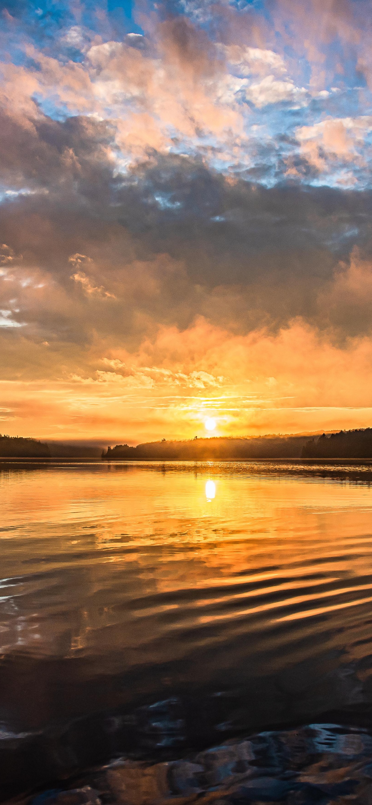 Обои закат, облако, вода, атмосфера, послесвечение в разрешении 1242x2688